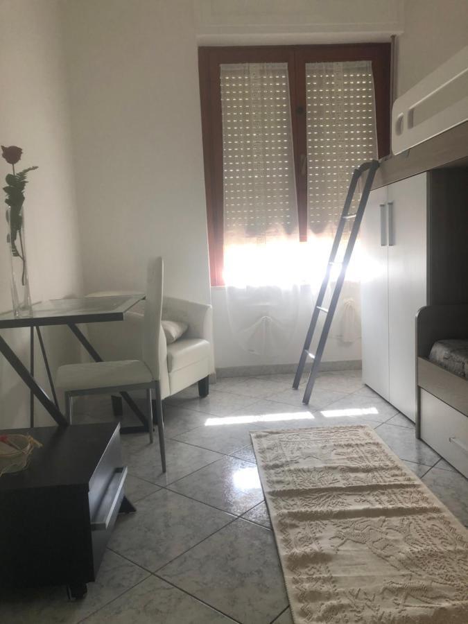 Elena'S Home 卡利亚里 外观 照片